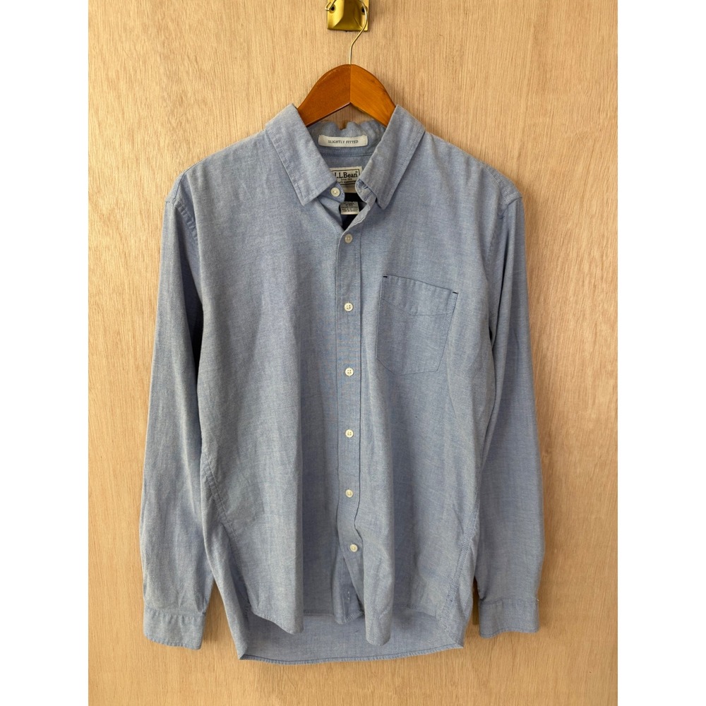 LL Bean Mens Slightly Fitted Medium Regular Light Blue Button Down Shirt